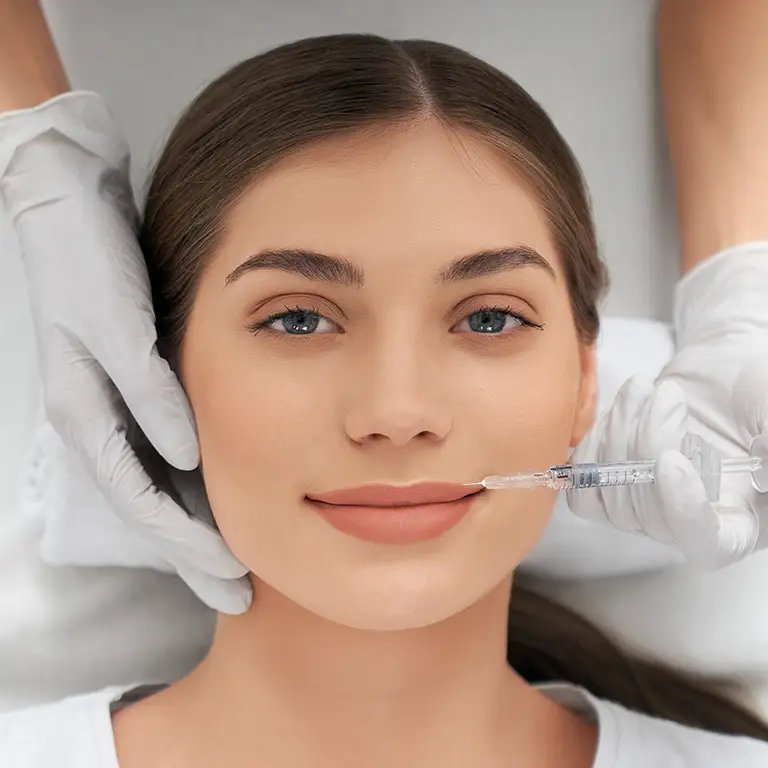 professional botox and filler treatments - خدمات تخصصی تزریقات ژل، فیلر و بوتاکس توسط کلینیک زیبایی ژتم